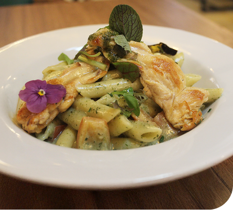 Pasta al Pesto y Pollo